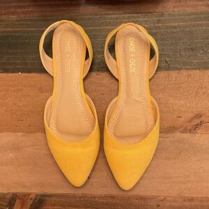 Chase + Chloe Yellow Footwear size 8